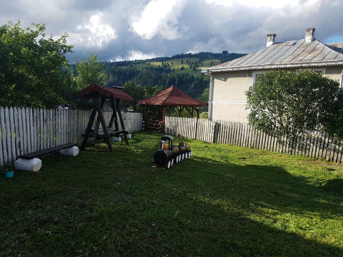 Apartament Tiatim Apartment Vatra Dornei Exterior foto